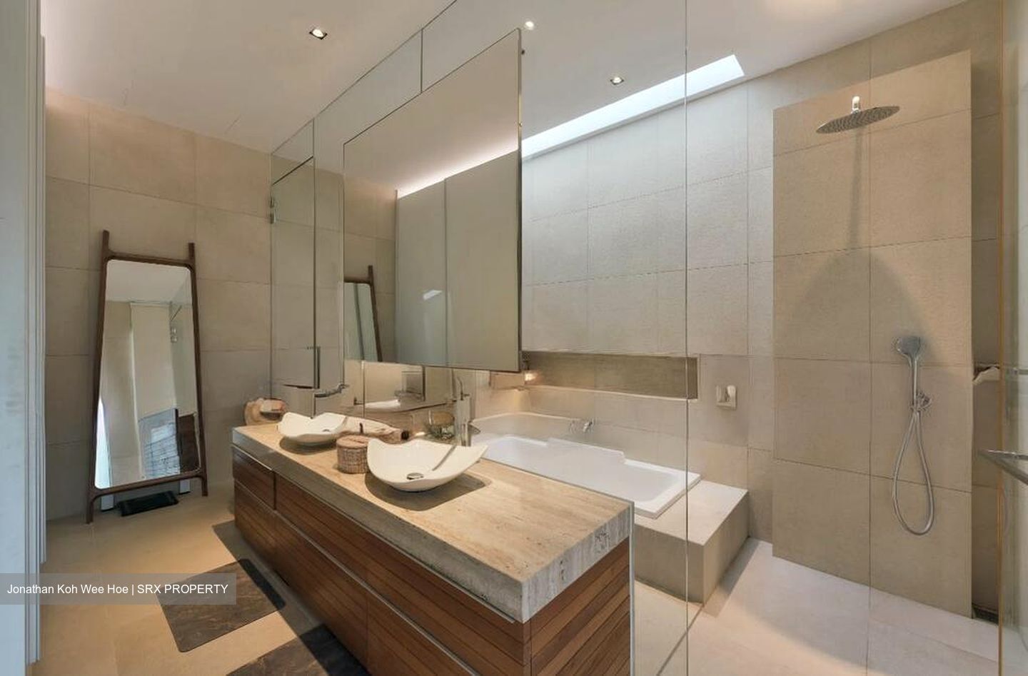Toh Estate (D17), Terrace #495621631